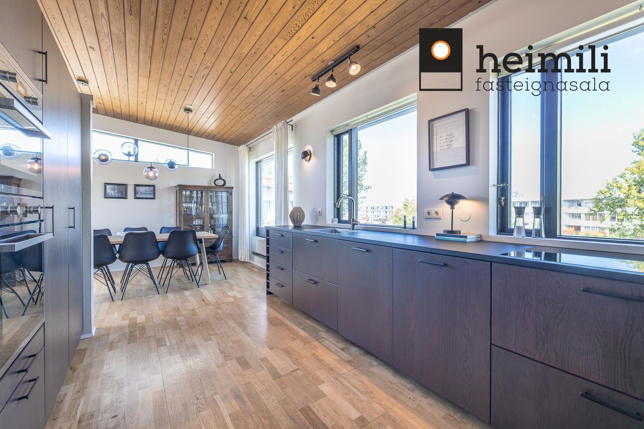 Stekkjarsel 7, 109 Reykjavík