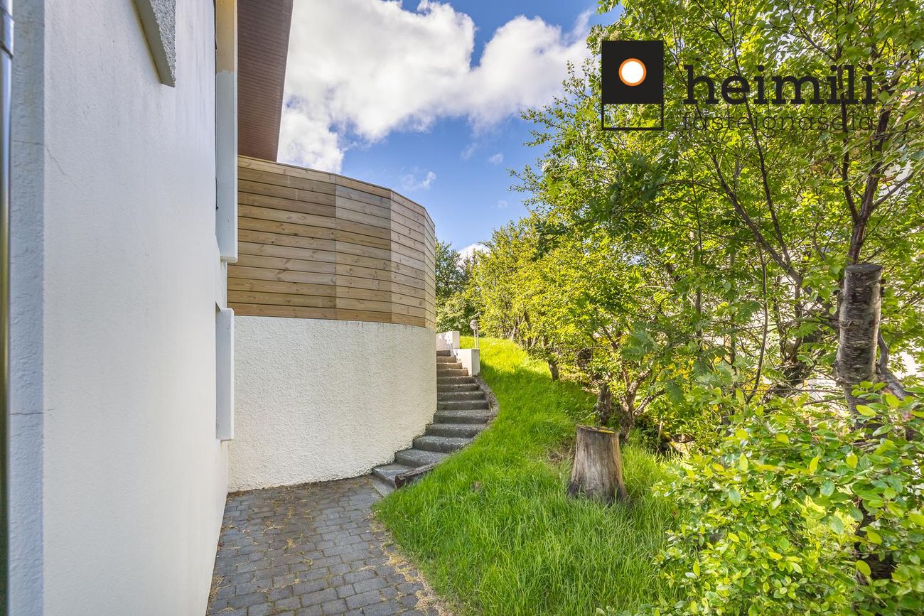 Stekkjarsel 7, 109 Reykjavík