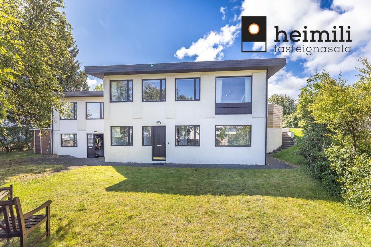 Stekkjarsel 7, 109 Reykjavík