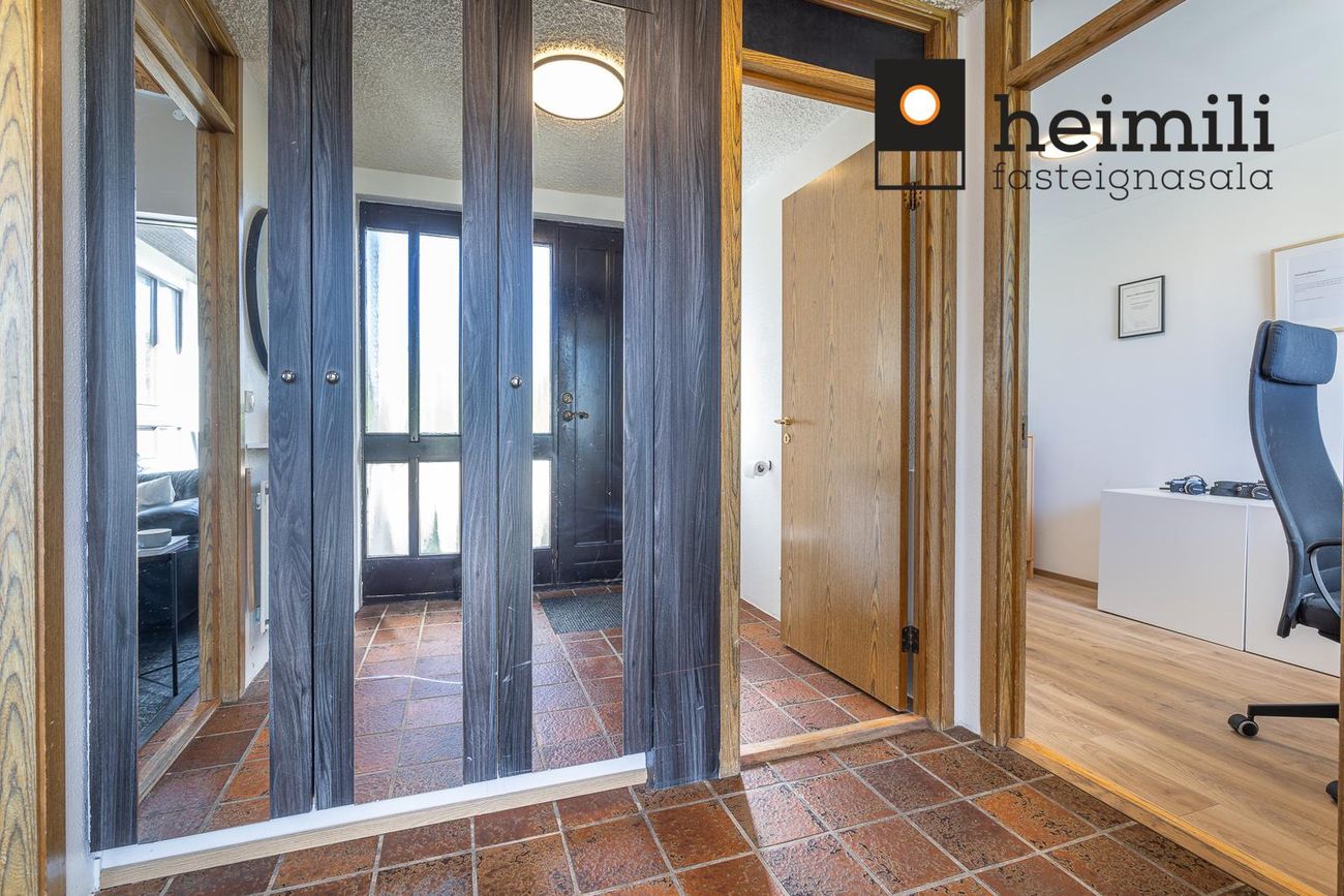 Stekkjarsel 7, 109 Reykjavík