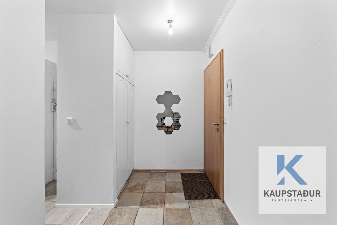 Jörfabakki 12 - 0101, 109 Reykjavík