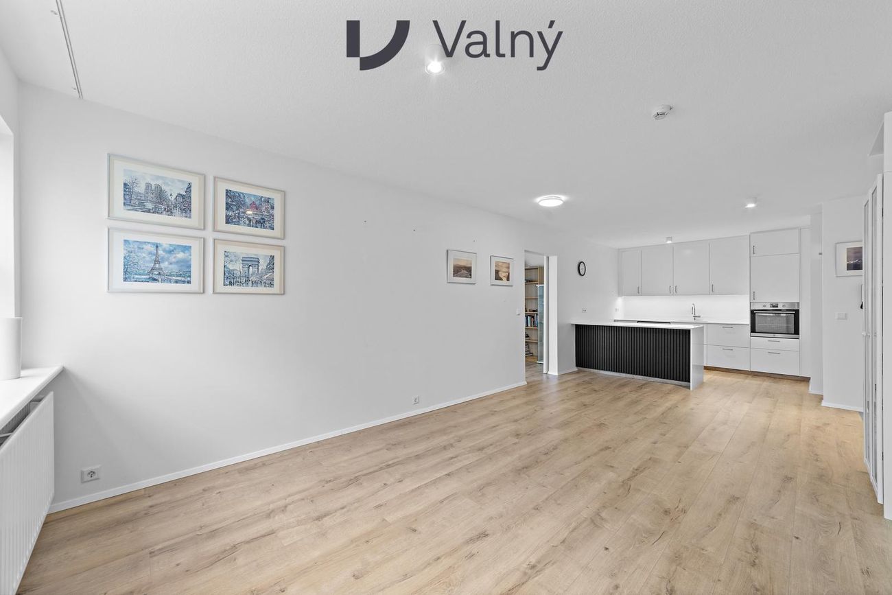 Vallarbraut 6, 260 Reykjanesbær