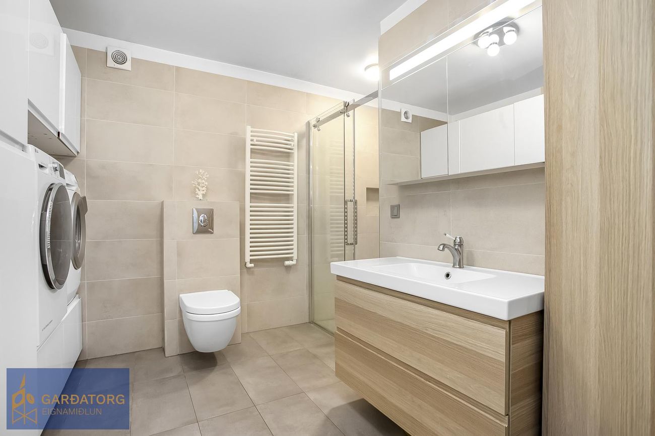 Furugrund 62, 200 Kópavogur