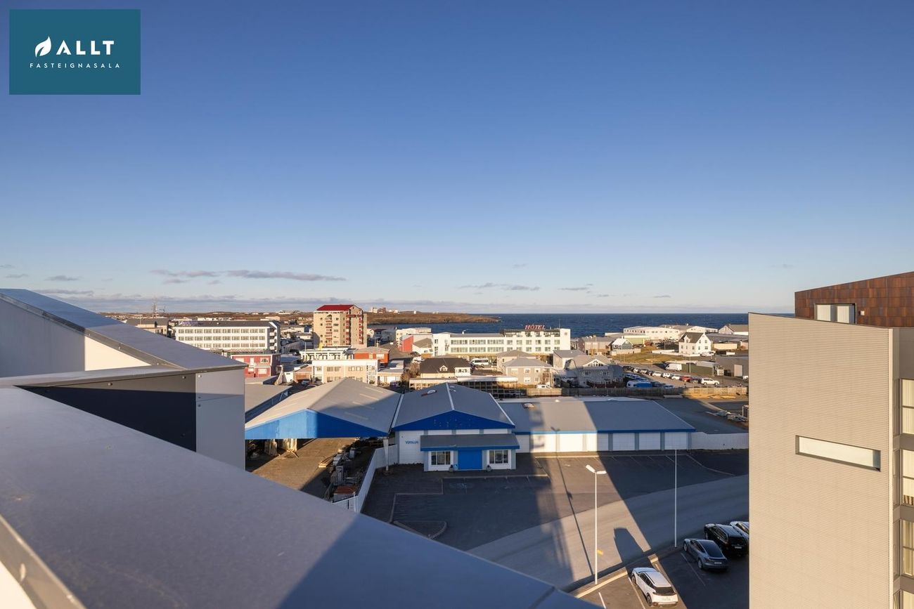 Víkurbraut 17, 230 Reykjanesbær