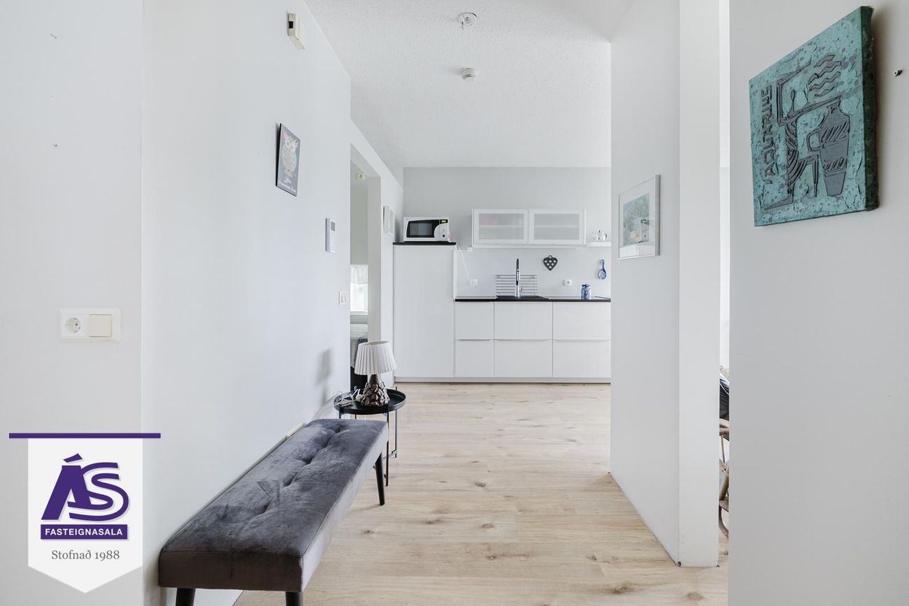 Sólvangsvegur 1, 220 Hafnarfjörður