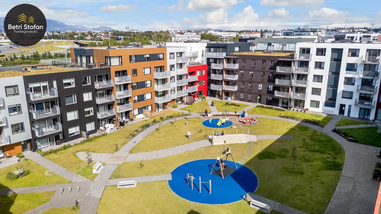 Smyrilshlíð 1, 102 Reykjavík