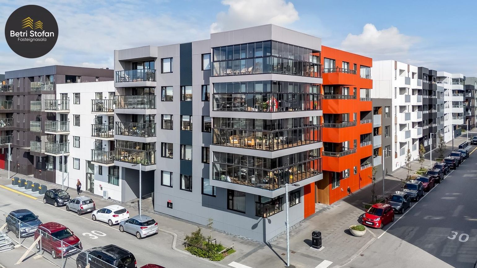 Smyrilshlíð 1, 102 Reykjavík
