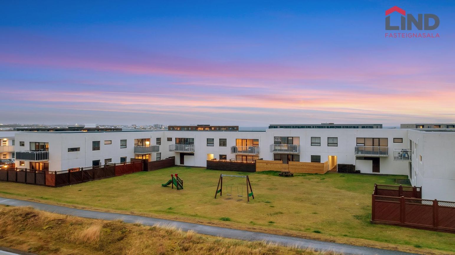 Tjarnabakki 4 - 0203, 260 Reykjanesbær