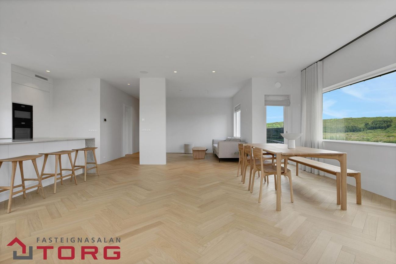 Kinnargata 92B, 210 Garðabær