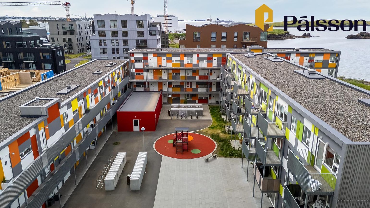 Jöfursbás 11B, 112 Reykjavík