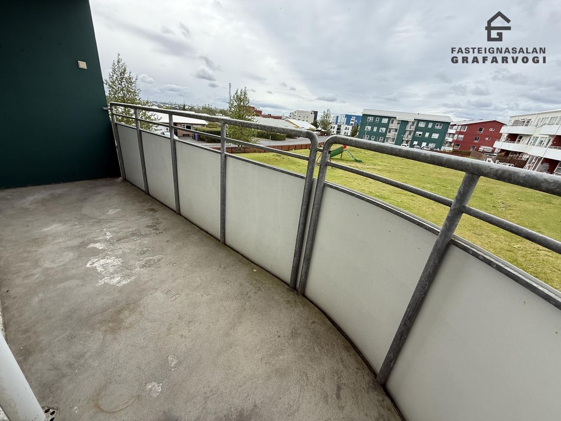 Laufrimi 24, 112 Reykjavík