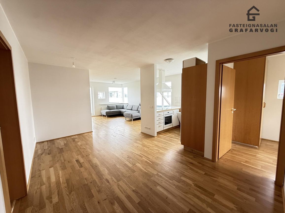Laufrimi 24, 112 Reykjavík