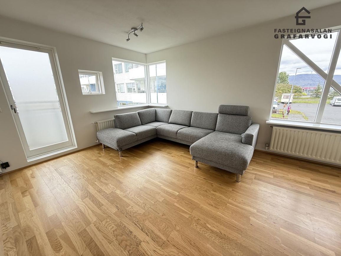 Laufrimi 24, 112 Reykjavík