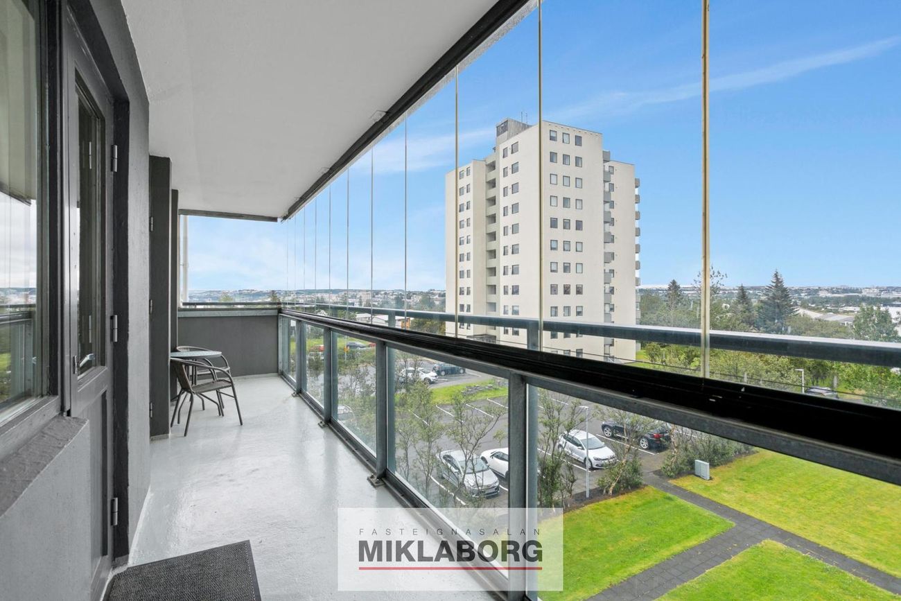 Sólheimar 27, 104 Reykjavík