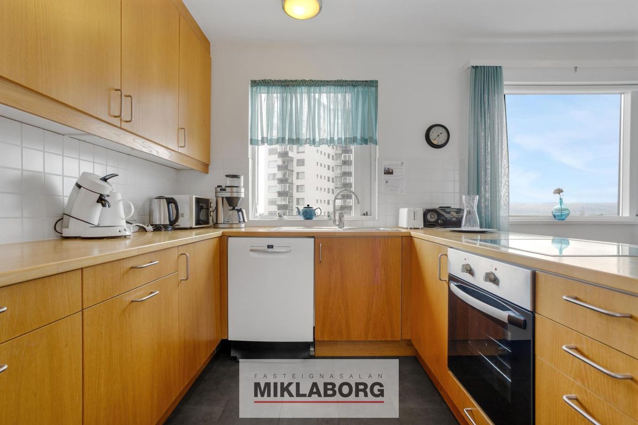 Sólheimar 27, 104 Reykjavík