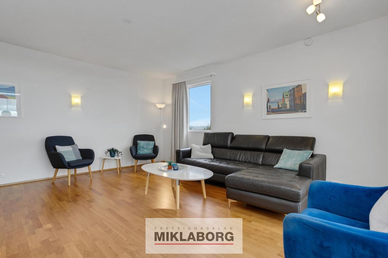 Sólheimar 27, 104 Reykjavík