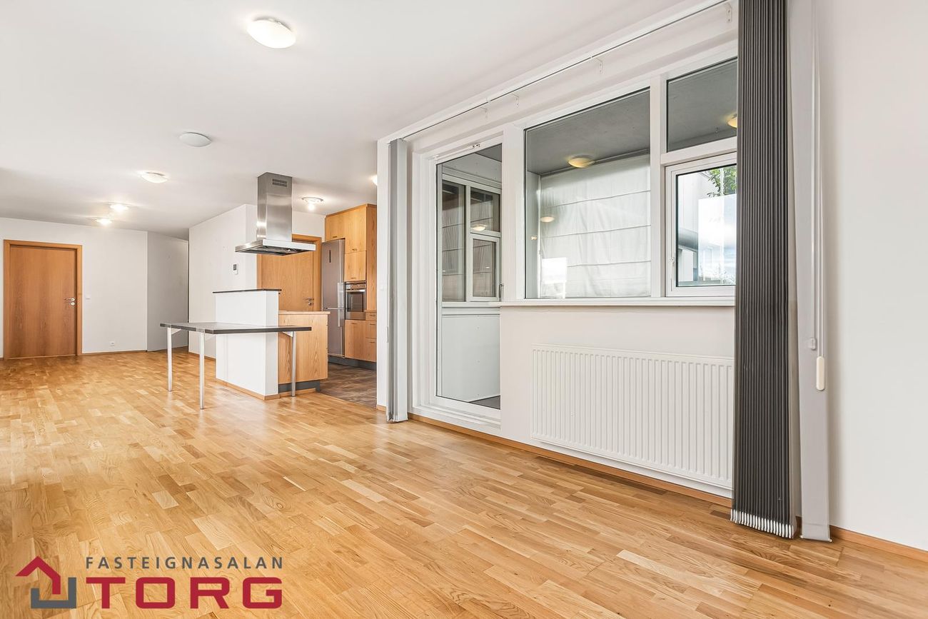 Strikið 10, 210 Garðabær