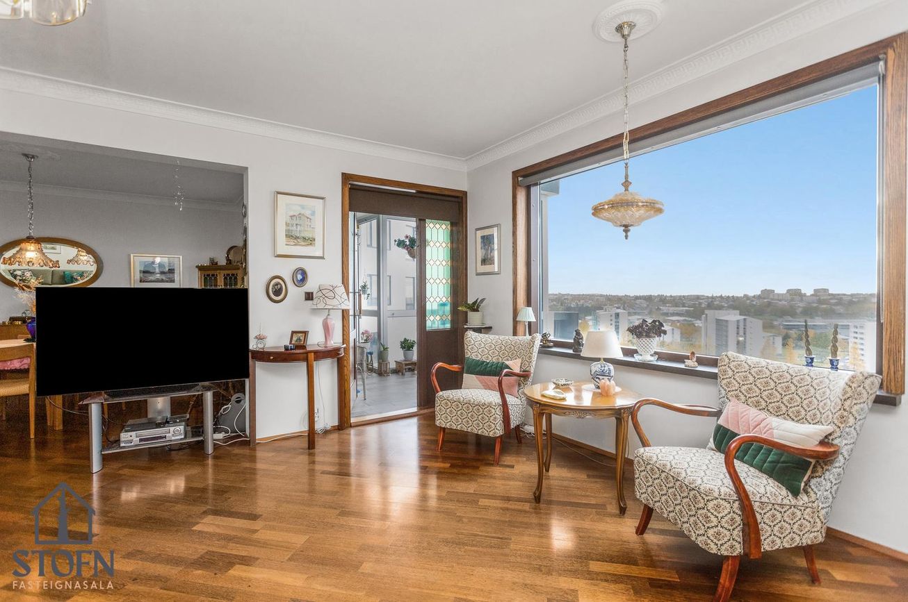 Sólheimar 23, 104 Reykjavík