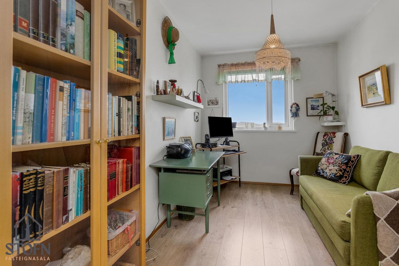Sólheimar 23, 104 Reykjavík
