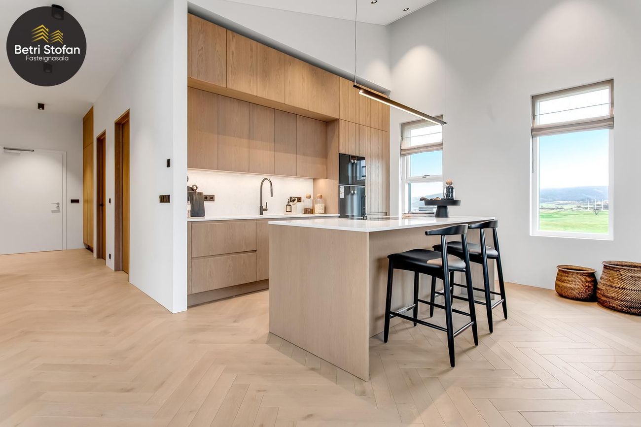 Vetrarbraut 2B - 0406, 210 Garðabær