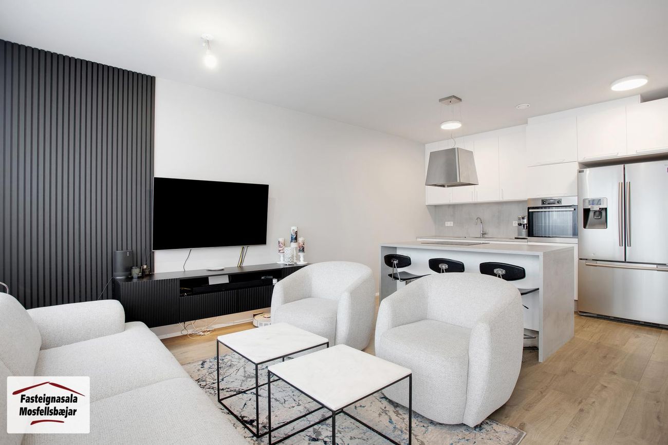 Rökkvatjörn 1, 113 Reykjavík