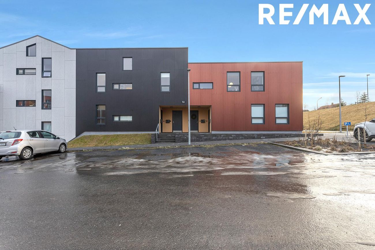 Eskiás 1, 210 Garðabær