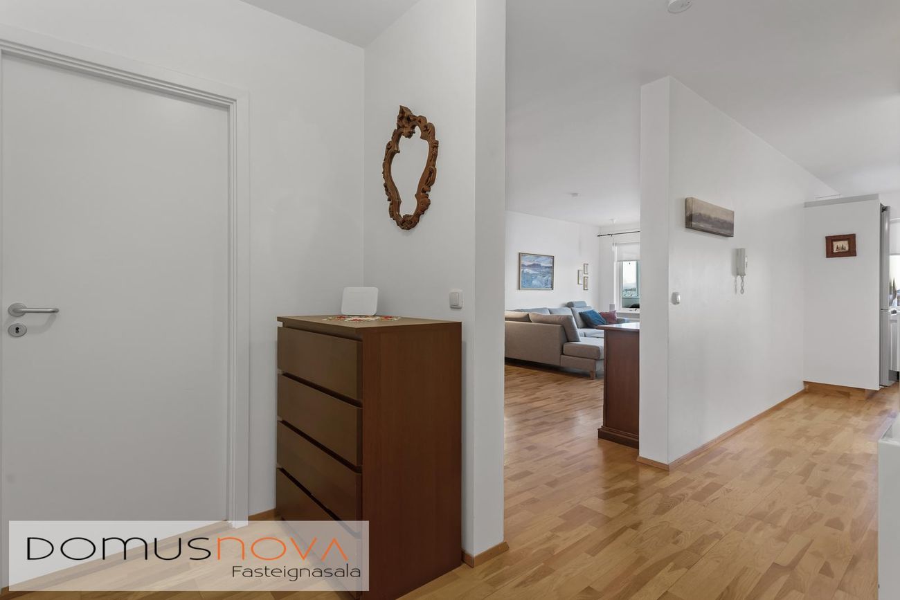 Hverafold 19 - 0302, 112 Reykjavík