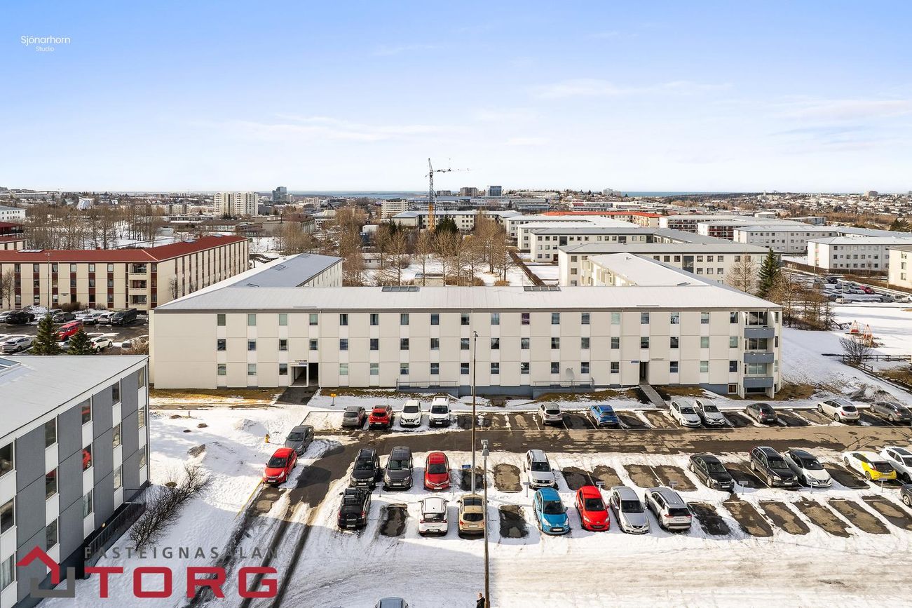 Grýtubakki 28 - 0202, 109 Reykjavík