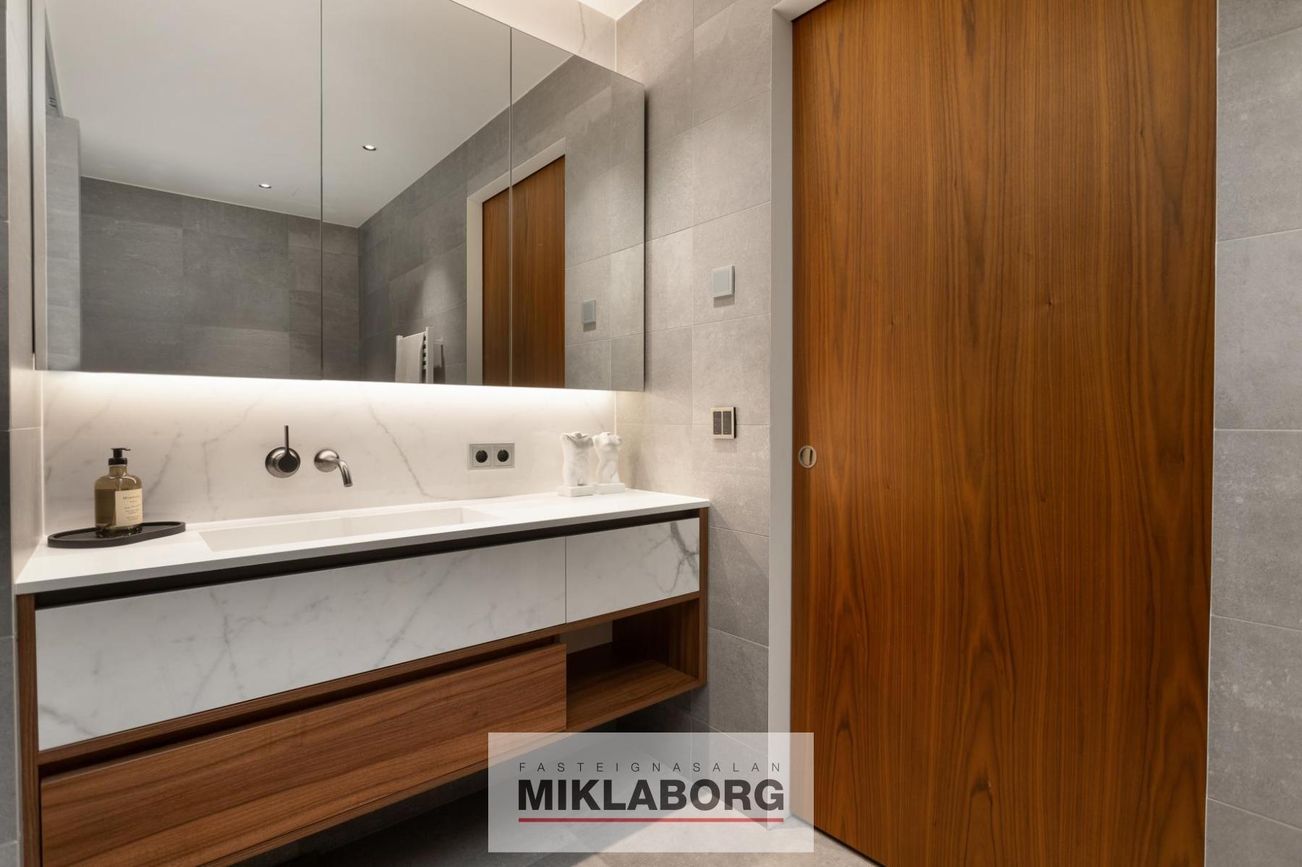 Reykjastræti 5, 101 Reykjavík