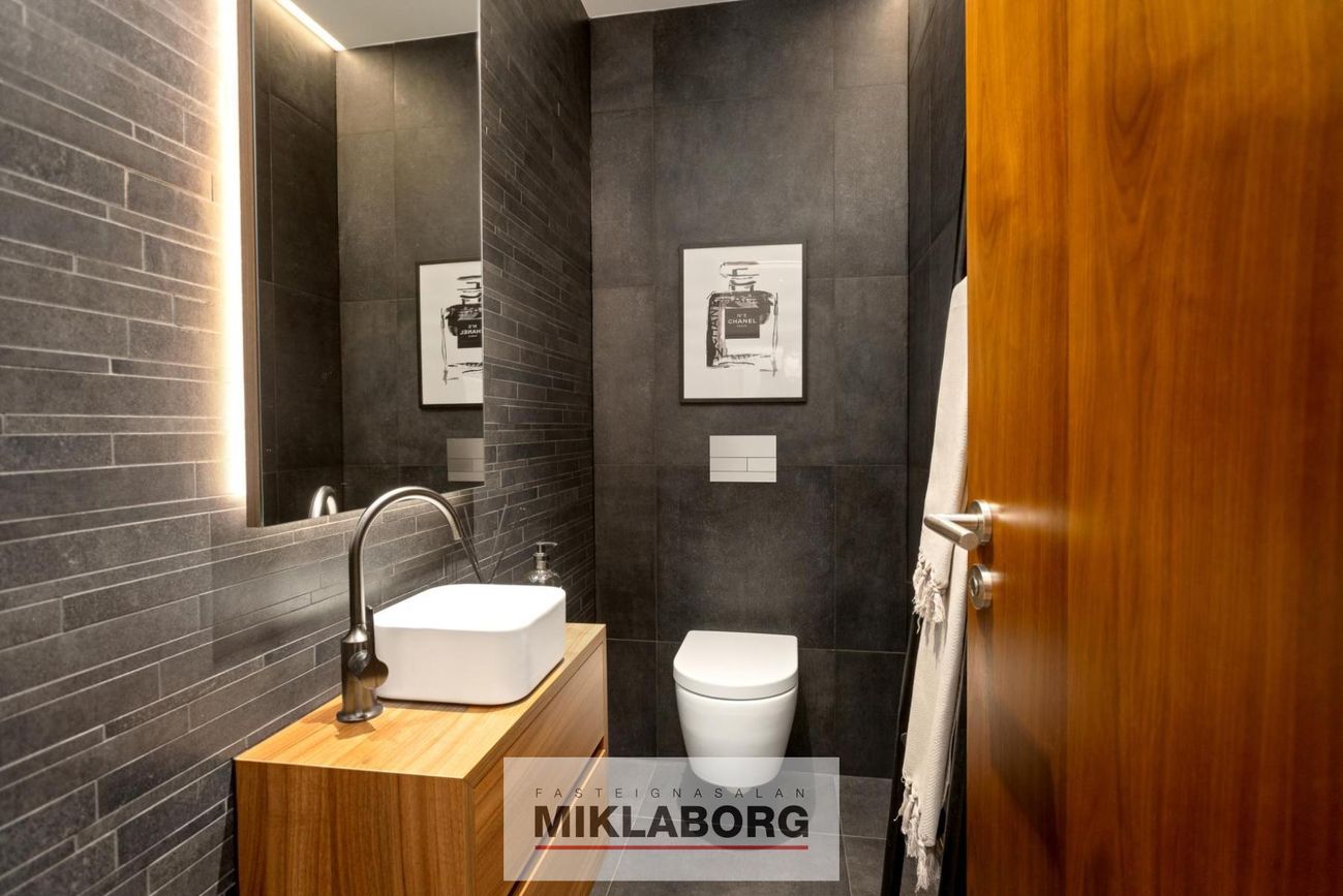 Reykjastræti 5, 101 Reykjavík