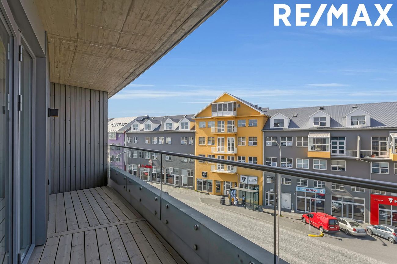 Hringbraut 120, 101 Reykjavík