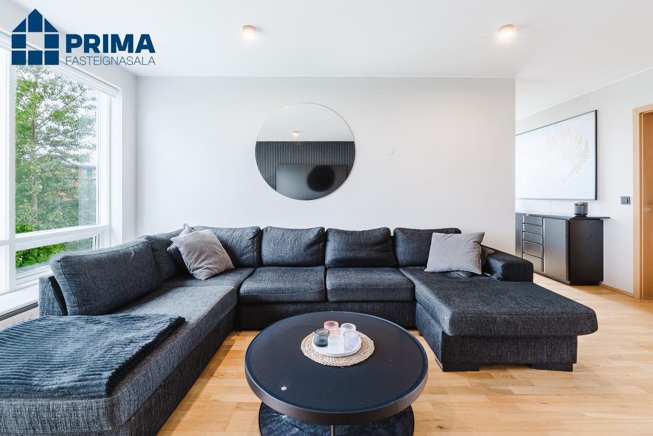 Álfaborgir 9, 112 Reykjavík