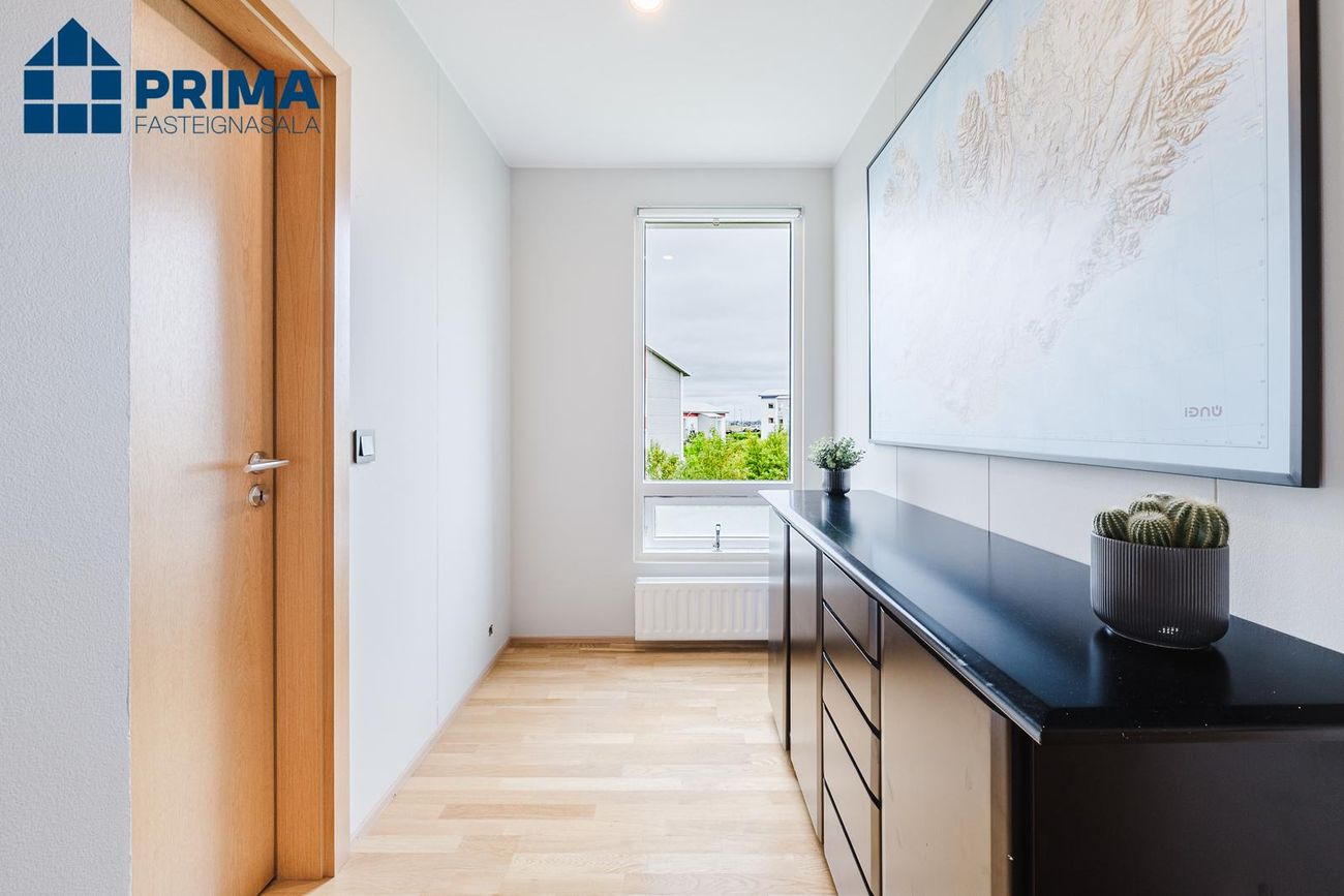 Álfaborgir 9, 112 Reykjavík