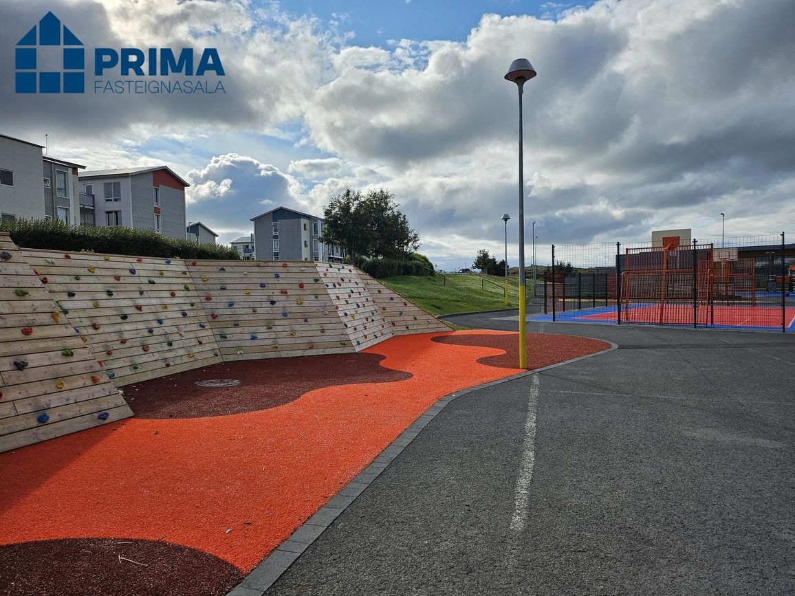 Álfaborgir 9, 112 Reykjavík