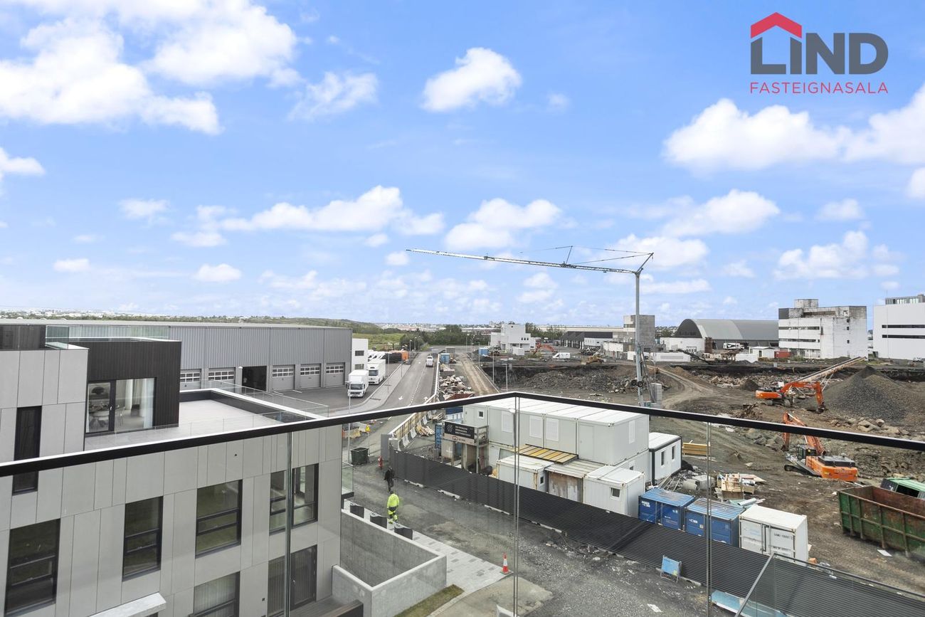 Jöfursbás 5B - 0402, 112 Reykjavík