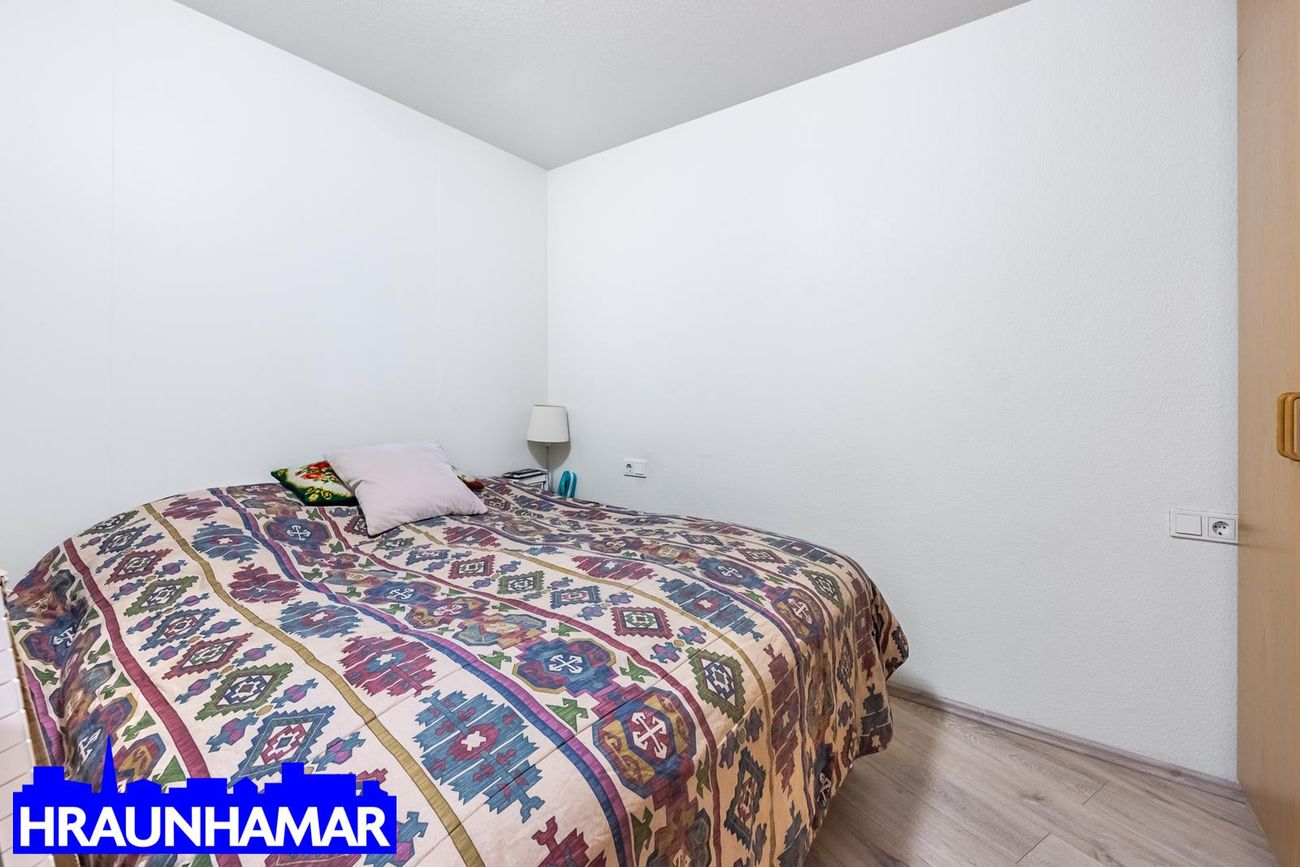 Hvammabraut 12, 220 Hafnarfjörður