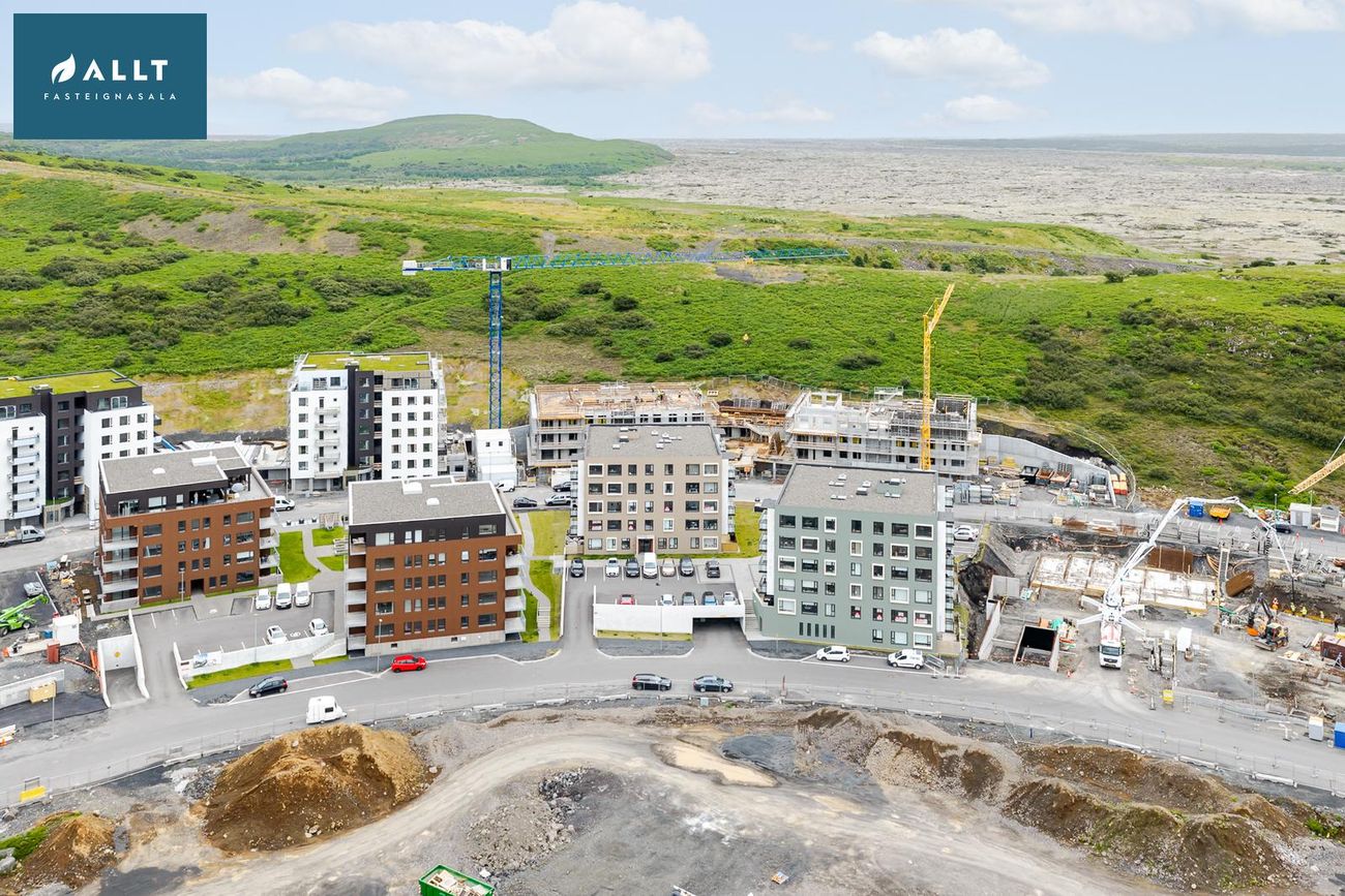 Hringhamar 35, 221 Hafnarfjörður