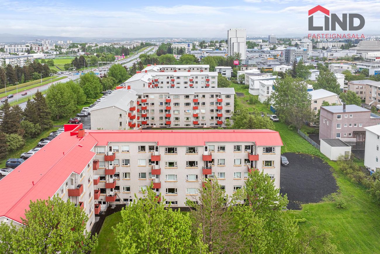 Stigahlíð 10, 105 Reykjavík