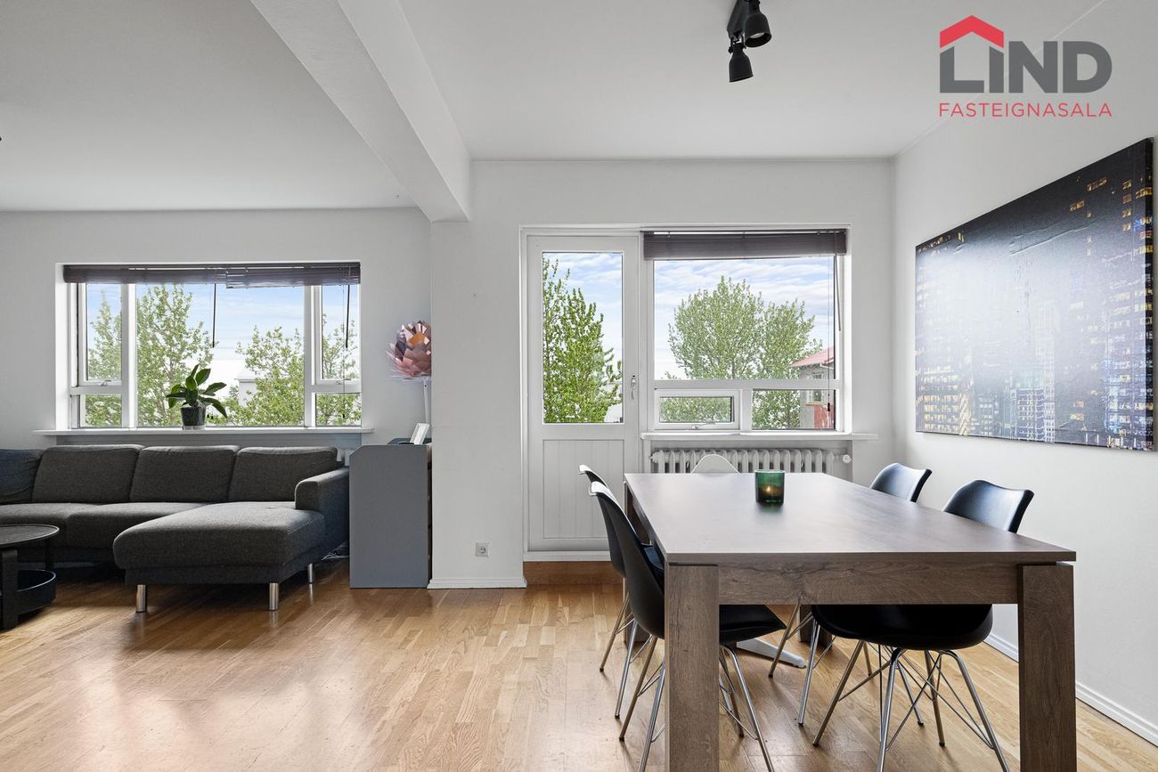 Stigahlíð 10, 105 Reykjavík