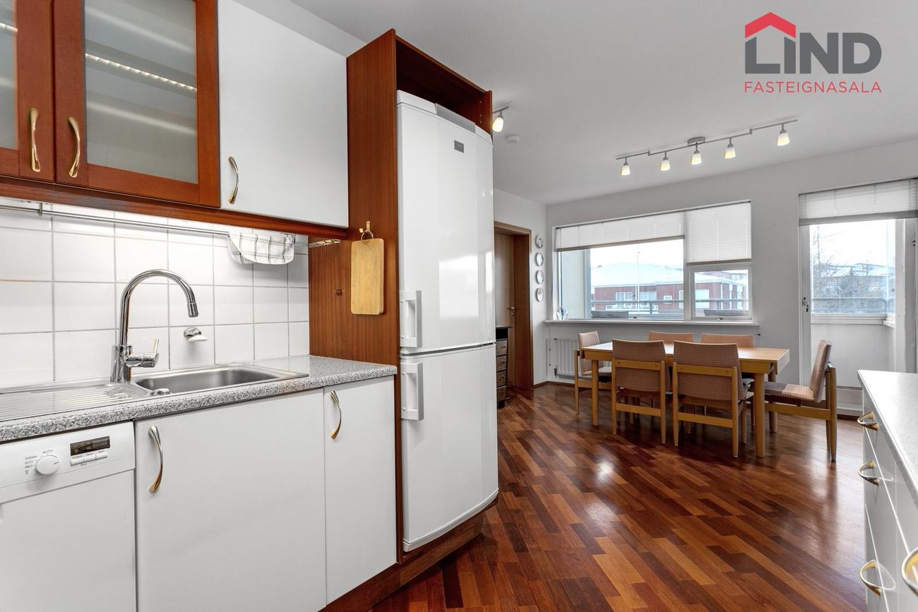 Gullsmári 5, 201 Kópavogur