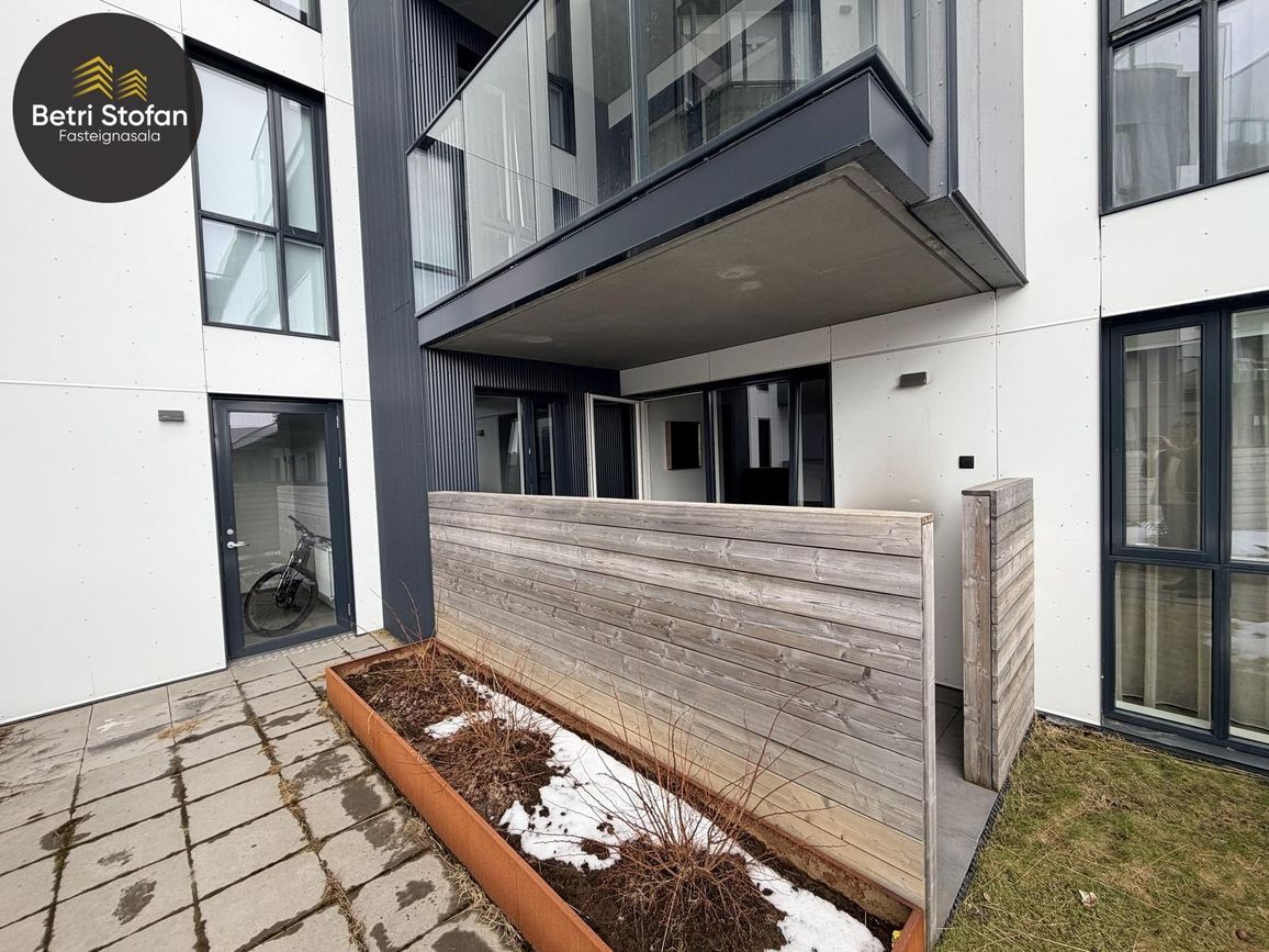 Dugguvogur 15, 104 Reykjavík