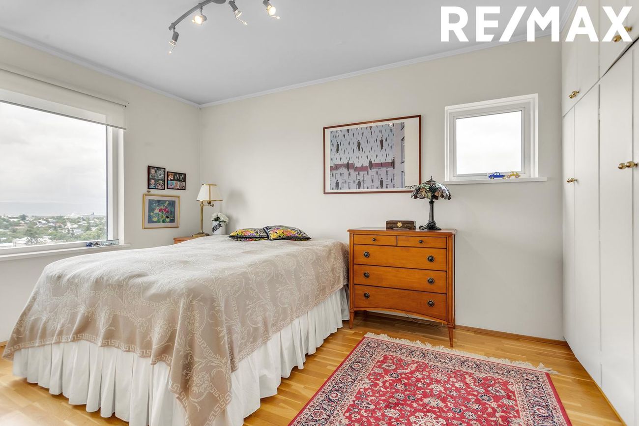 Sólheimar 23, 104 Reykjavík