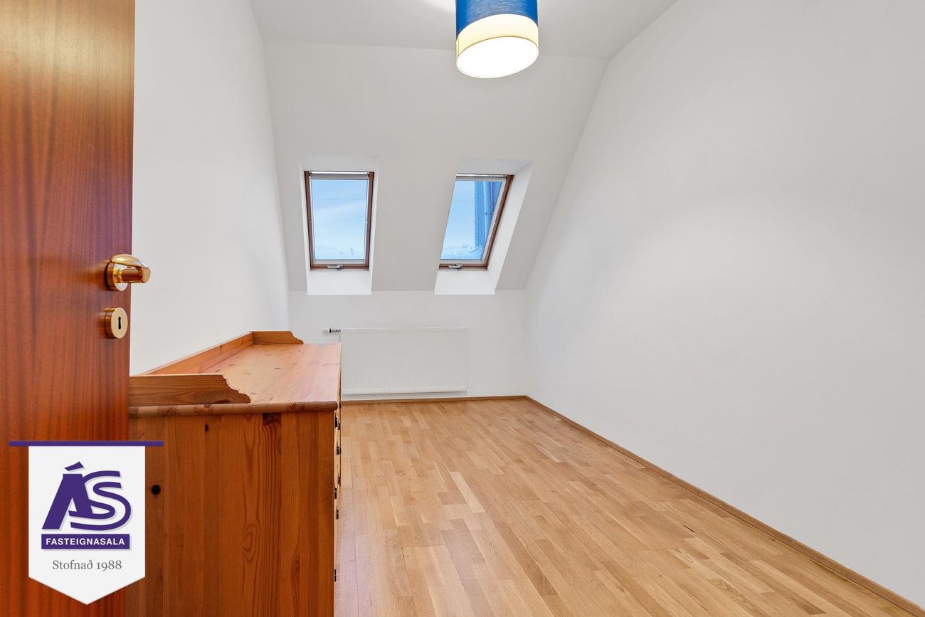 Naustabryggja 13, 110 Reykjavík