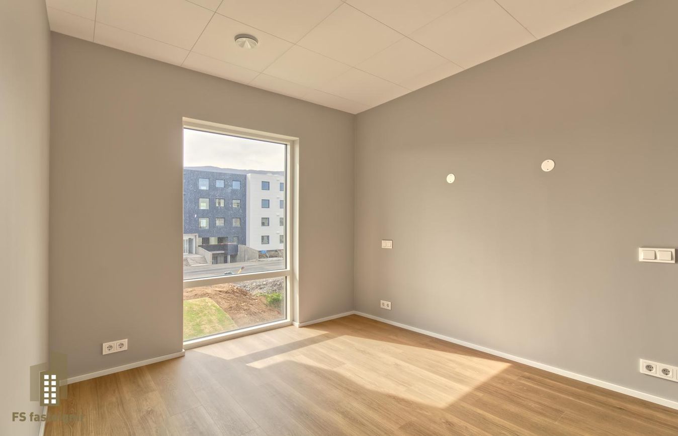 Lækjarmói 8, 603 Akureyri