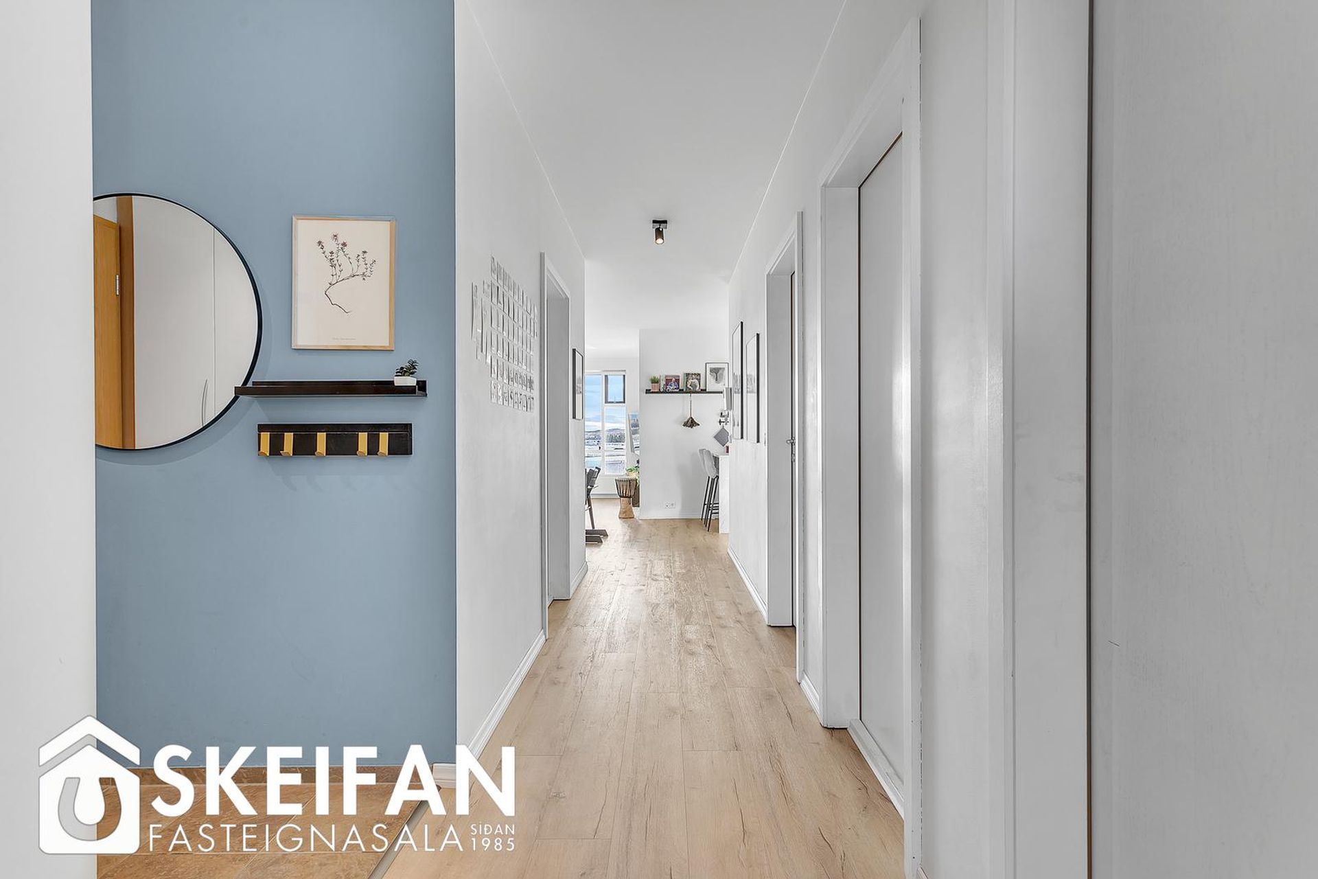 Helluvað 13, 110 Reykjavík