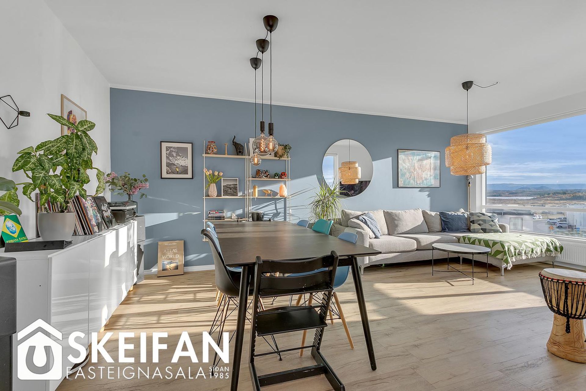 Helluvað 13, 110 Reykjavík