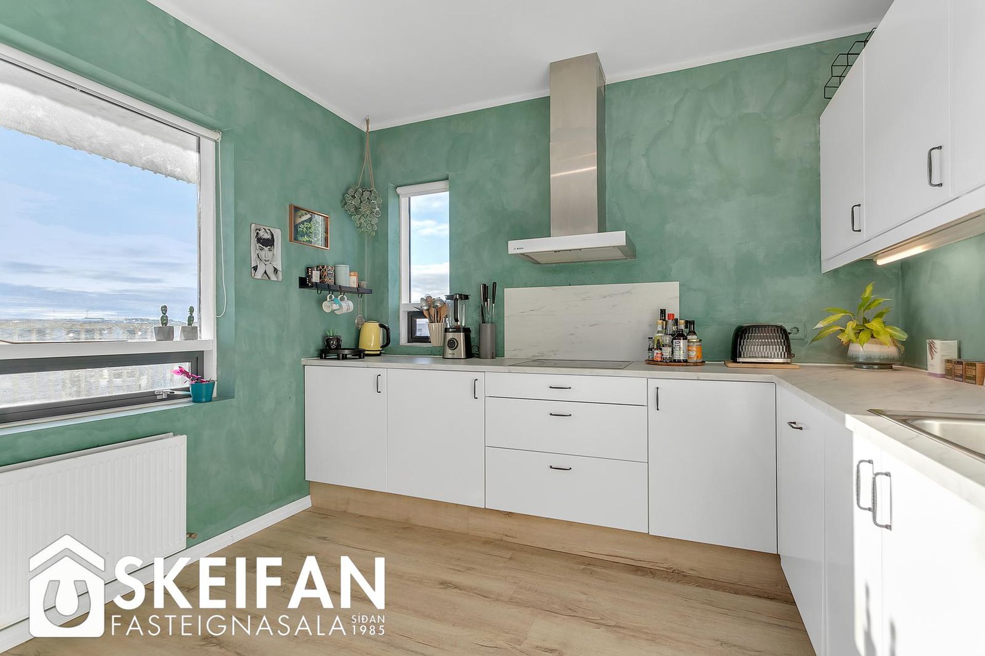 Helluvað 13, 110 Reykjavík