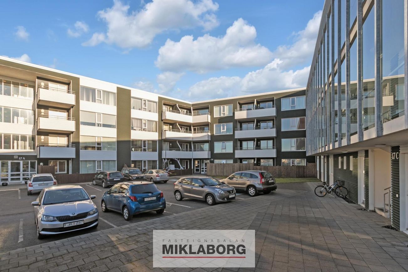 Burknavellir 17B, 221 Hafnarfjörður