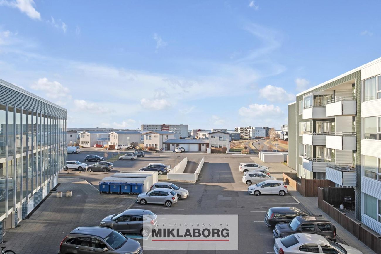 Burknavellir 17B, 221 Hafnarfjörður