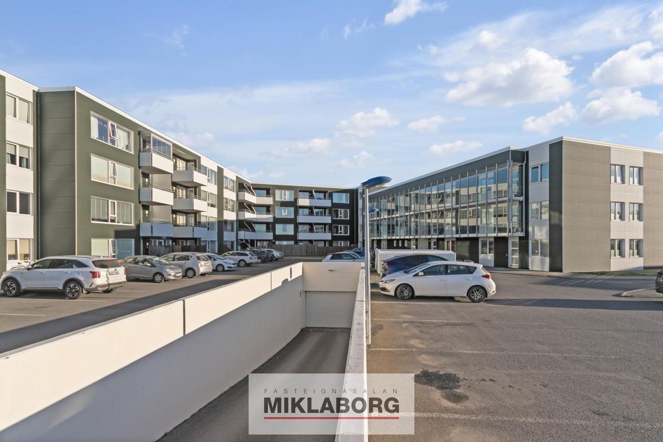 Burknavellir 17B, 221 Hafnarfjörður